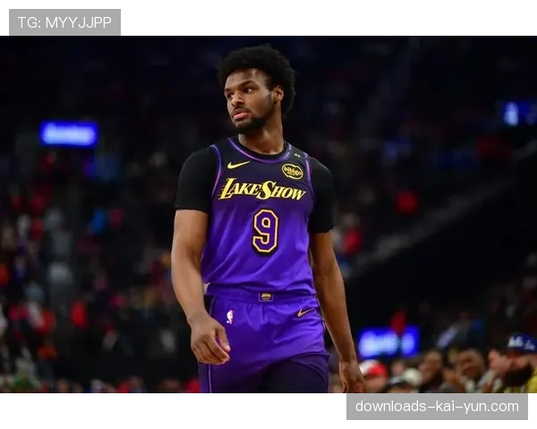 特写：森林狼主场数据分析团队的工作日常，如何即时反馈攻防建议