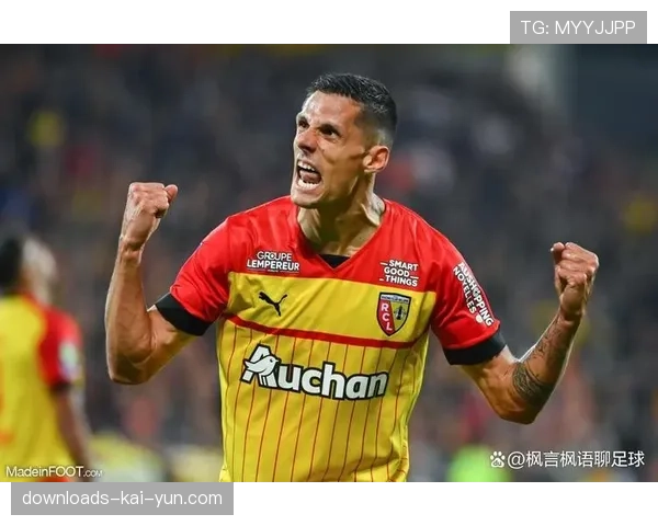 从赛季初崩盘到三月抢分:揭秘布雷斯特如何通过稳固的4-4-1-1体系实现反弹 从赛季初崩盘到三月抢分:揭秘布雷斯特如何通过稳固的4-4-1-1体系实现反弹